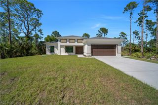 1904 E 11th ST, Lehigh Acres, FL 33936