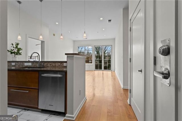 1430 Dresden Drive NE 245, Atlanta, GA 30319