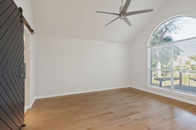 2237 Wembley Wood Lane, Bedford, TX 76022