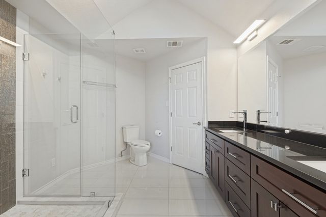 2237 Wembley Wood Lane, Bedford, TX 76022