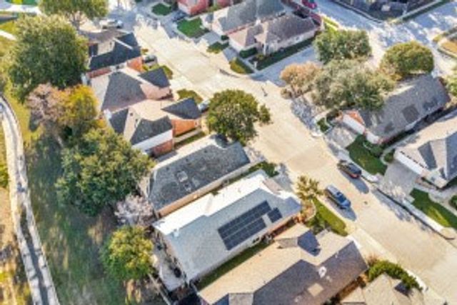 2237 Wembley Wood Lane, Bedford, TX 76022