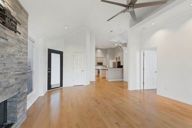 2237 Wembley Wood Lane, Bedford, TX 76022