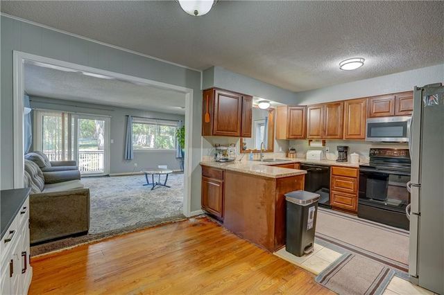 1708 S Pearl Street, Independence, MO 64055