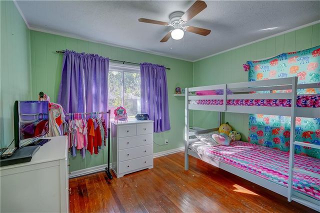 1708 S Pearl Street, Independence, MO 64055