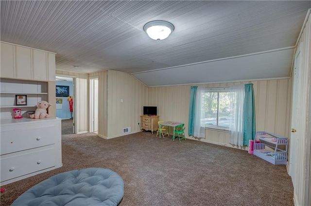 1708 S Pearl Street, Independence, MO 64055