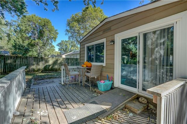 1708 S Pearl Street, Independence, MO 64055