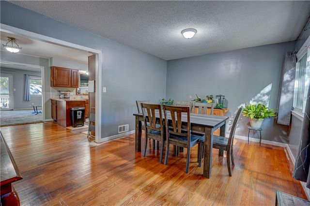 1708 S Pearl Street, Independence, MO 64055