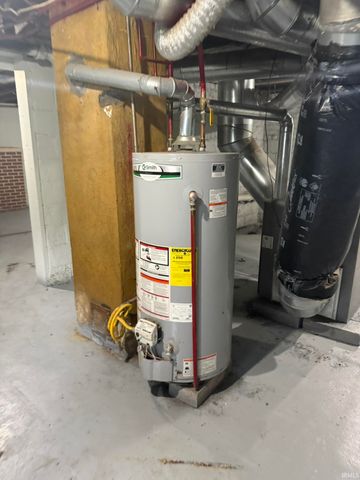 2323 N Clinton Street, Fort Wayne, IN 46805