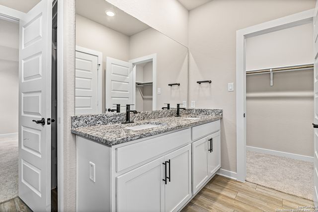 100 Tribus, Leon Valley, TX 78238