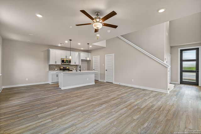 100 Tribus, Leon Valley, TX 78238