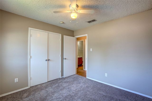 2363 Laurelhill Lane, Fort Worth, TX 76133