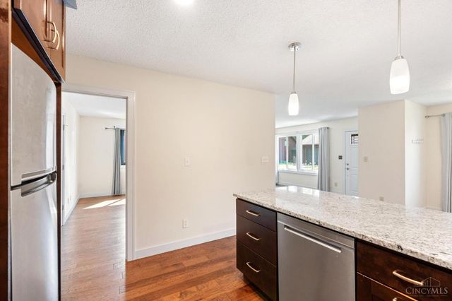 125 Park Meadows Drive, Yellow Springs, OH 45387