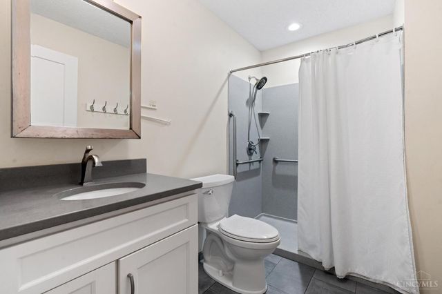 125 Park Meadows Drive, Yellow Springs, OH 45387