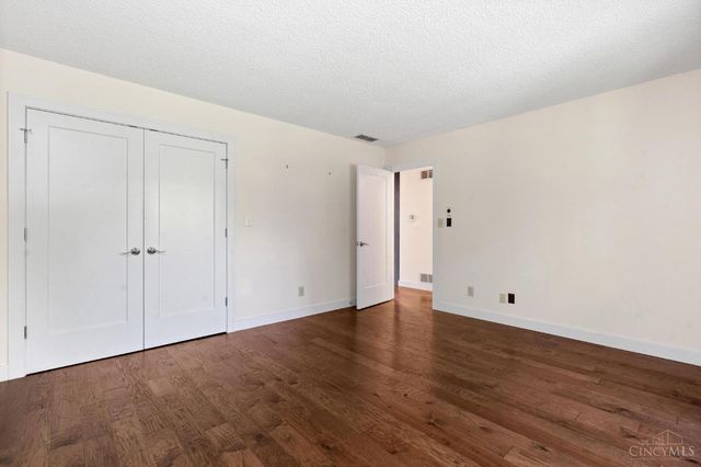 125 Park Meadows Drive, Yellow Springs, OH 45387