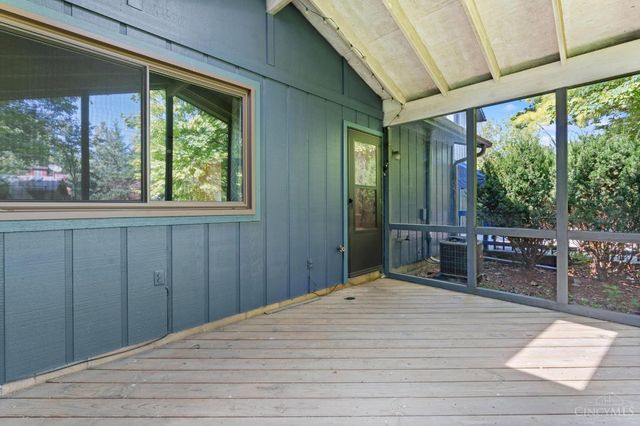 125 Park Meadows Drive, Yellow Springs, OH 45387