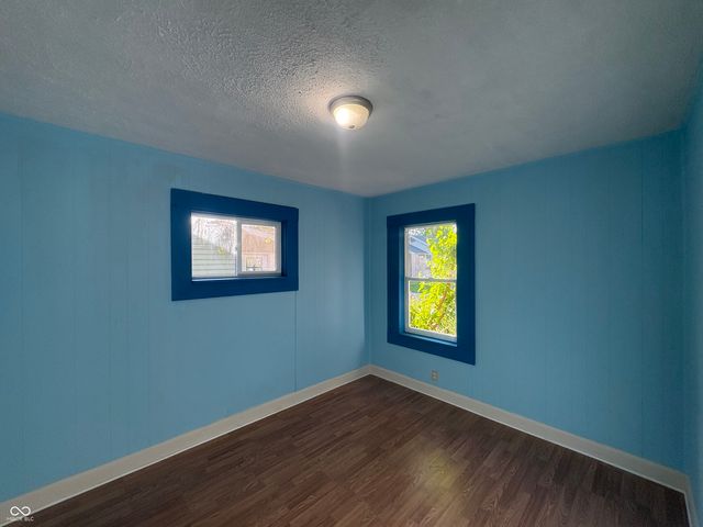 2827 E 18th Street, Indianapolis, IN 46218