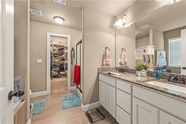 1254 Silver Oak Street, Elkins, AR 72727