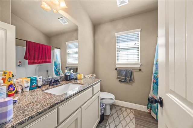 1254 Silver Oak Street, Elkins, AR 72727