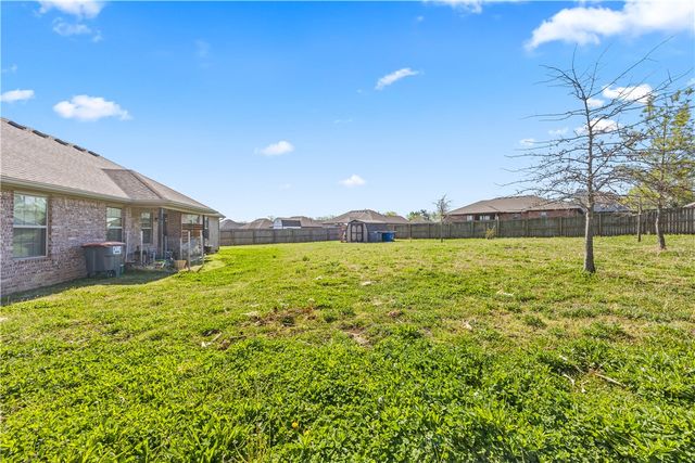 1254 Silver Oak Street, Elkins, AR 72727