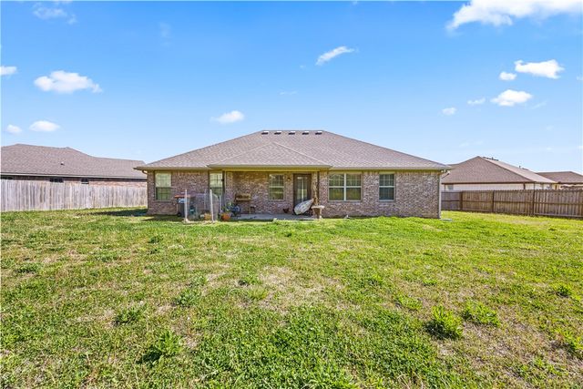 1254 Silver Oak Street, Elkins, AR 72727