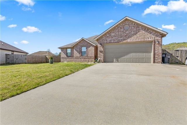 1254 Silver Oak Street, Elkins, AR 72727