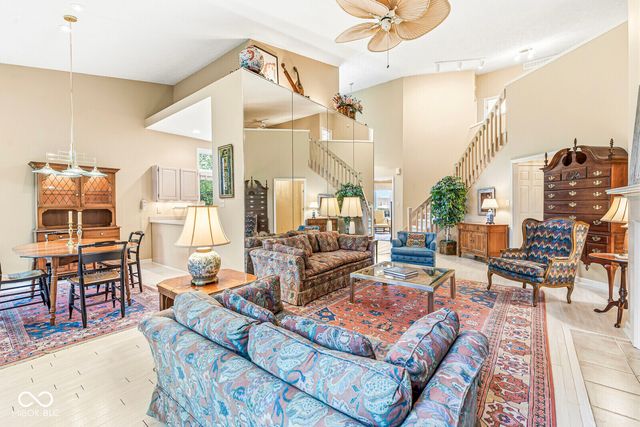 7884 Clearwater Parkway, Indianapolis, IN 46240