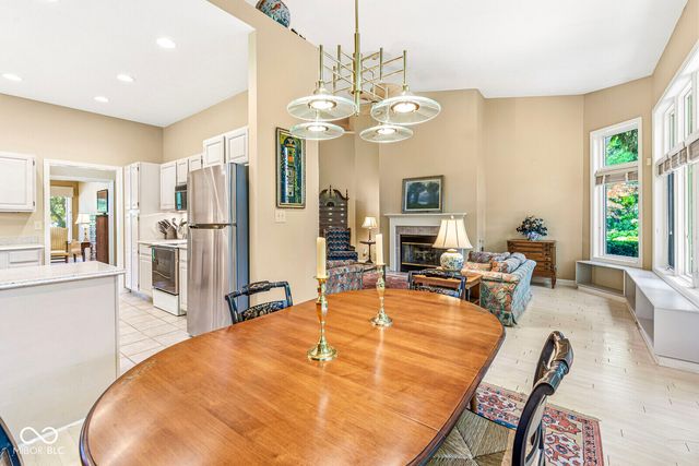 7884 Clearwater Parkway, Indianapolis, IN 46240