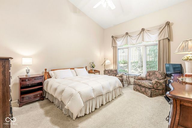 7884 Clearwater Parkway, Indianapolis, IN 46240