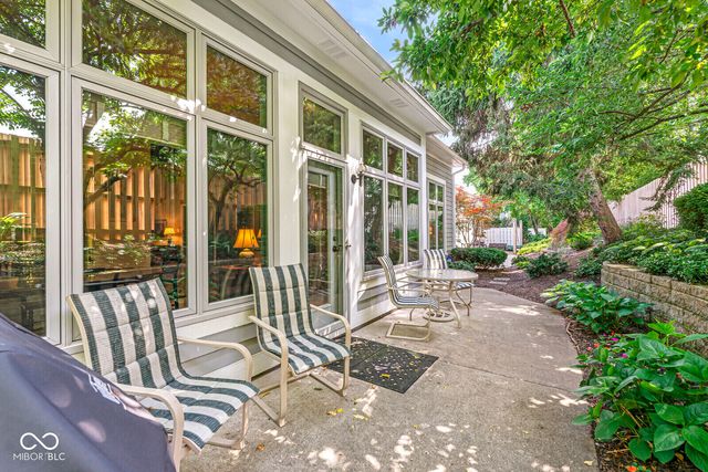 7884 Clearwater Parkway, Indianapolis, IN 46240