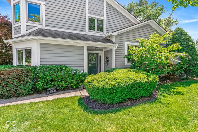 7884 Clearwater Parkway, Indianapolis, IN 46240