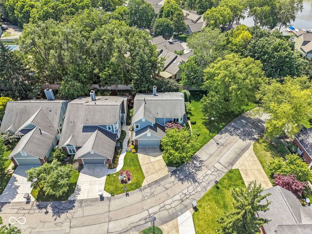 7884 Clearwater Parkway, Indianapolis, IN 46240