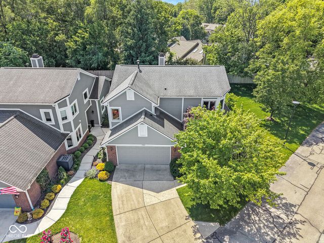 7884 Clearwater Parkway, Indianapolis, IN 46240