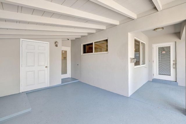 3792 NE 19th Avenue, Oakland Park, FL 33308