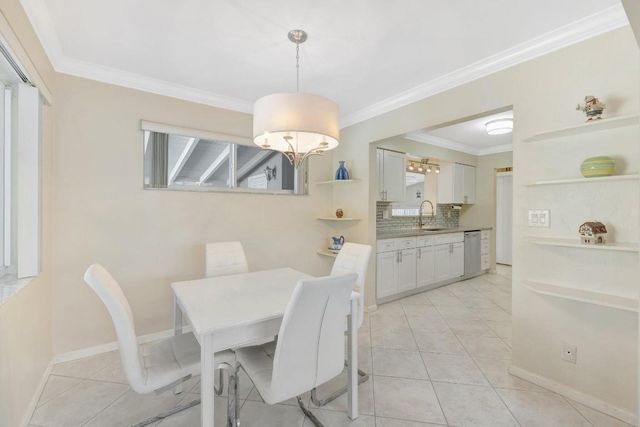 3792 NE 19th Avenue, Oakland Park, FL 33308