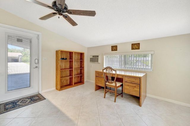 3792 NE 19th Avenue, Oakland Park, FL 33308