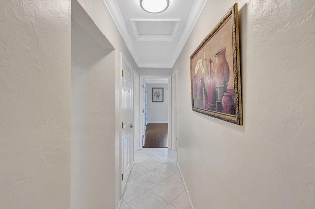 3792 NE 19th Avenue, Oakland Park, FL 33308