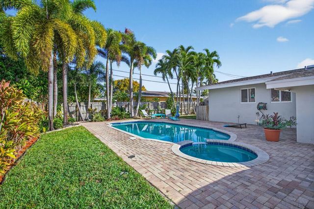 3792 NE 19th Avenue, Oakland Park, FL 33308