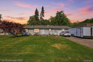 1747 Manse Road, Waterford Charter Township, MI 48328