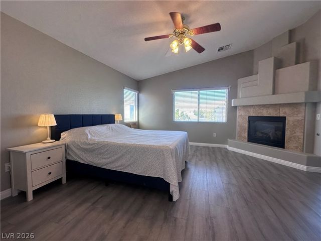 6789 Gold Yarrow Street, Las Vegas, NV 89148