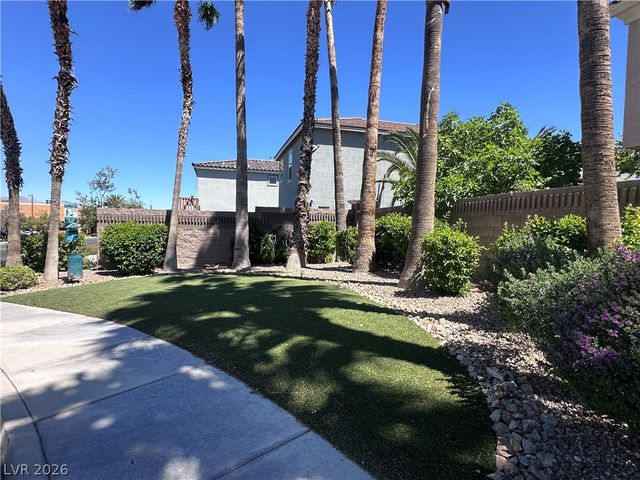 6789 Gold Yarrow Street, Las Vegas, NV 89148