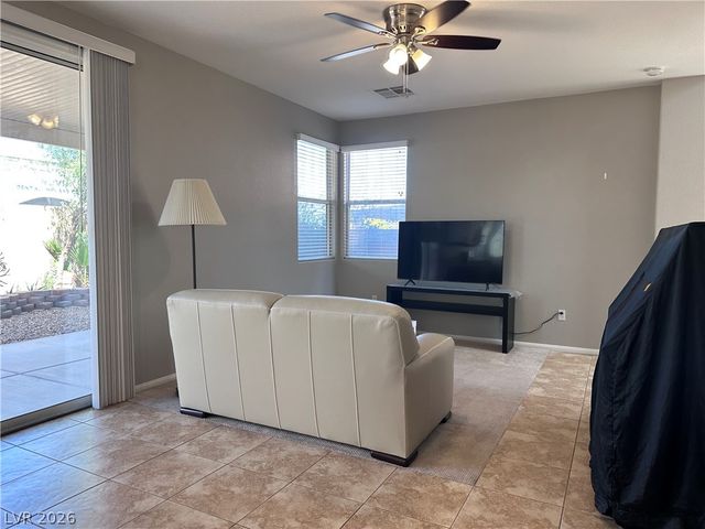 6789 Gold Yarrow Street, Las Vegas, NV 89148