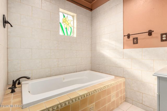 2701 N Walnut Avenue, Tucson, AZ 85712