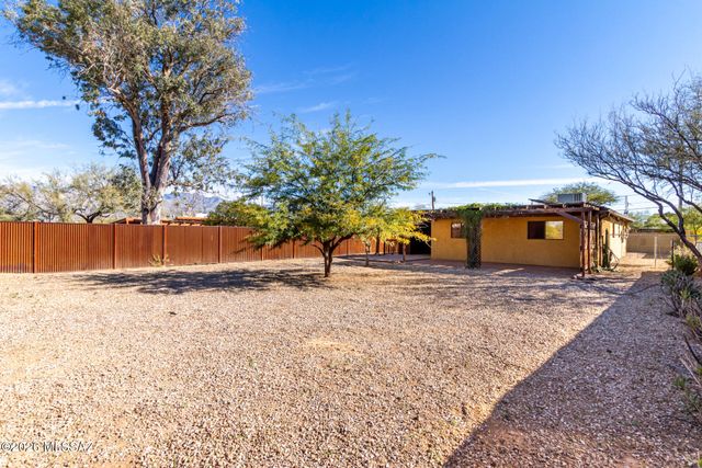 2701 N Walnut Avenue, Tucson, AZ 85712