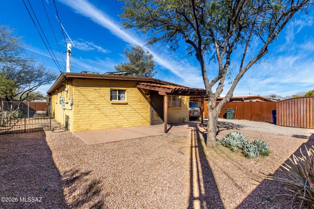 2701 N Walnut Avenue, Tucson, AZ 85712
