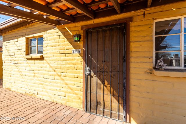 2701 N Walnut Avenue, Tucson, AZ 85712