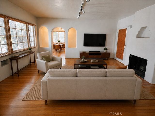 2536 Montclair, San Diego, CA 92104
