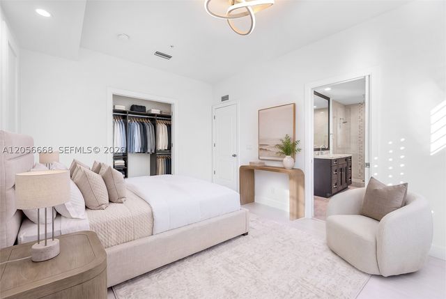 348 Elm St B-10, Hollywood, FL 33019
