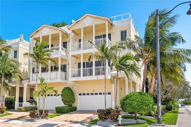 348 Elm St B-10, Hollywood, FL 33019