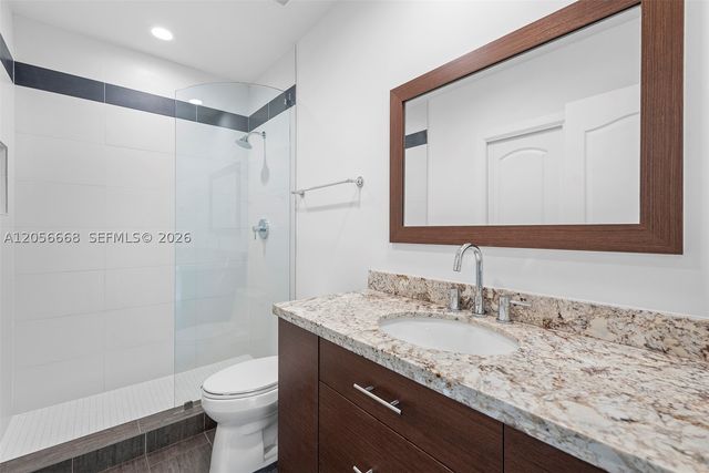 348 Elm St B-10, Hollywood, FL 33019