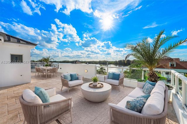 348 Elm St B-10, Hollywood, FL 33019